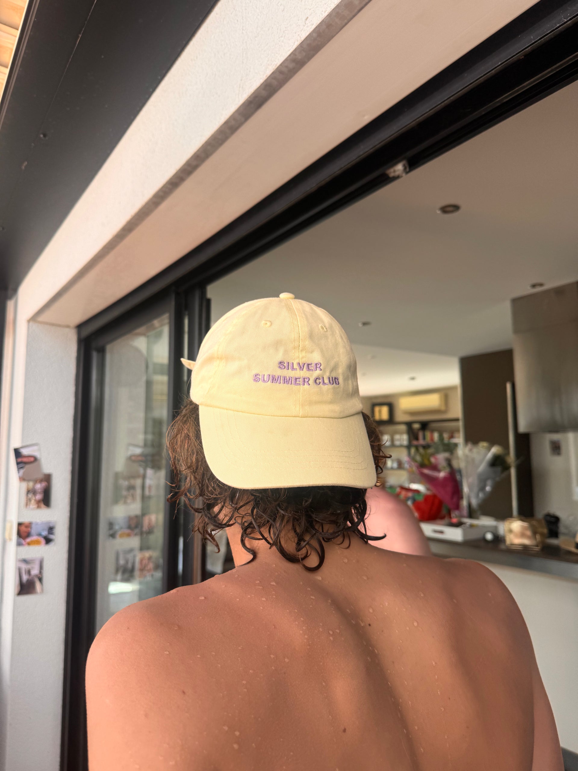 CASQUETTE JAUNE PASTEL